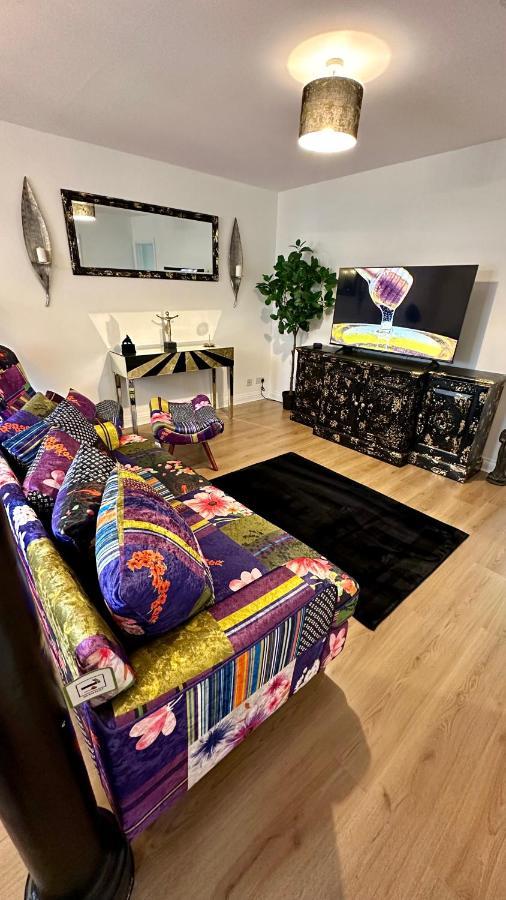 Stylish & Cosy - Flat 6, Osborne Road Apartment Pontypool Ngoại thất bức ảnh